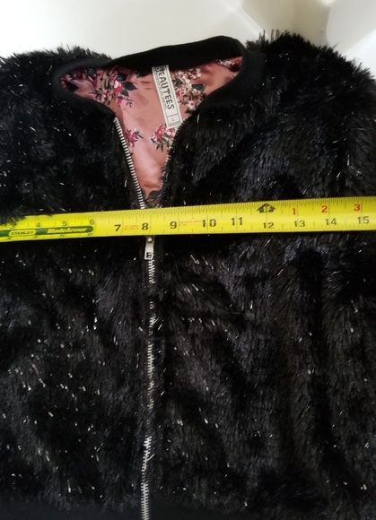 Beauties furry bomber jacket size8 Large - Picture 2 of 3